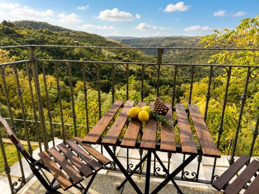 Stellaria casa vacanze in montagna panorama stupendo Sardegna - Housity
