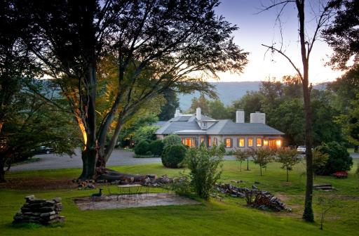 Glen Gordon Manor - Housity