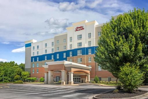 Hampton Inn and Suites Fort Mill, SC - Housity