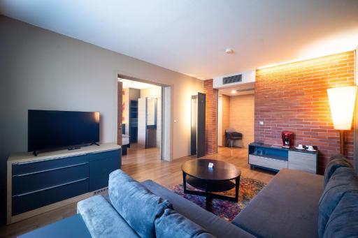 Expo Hotel - Housity