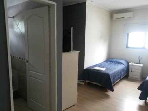 Kin Hotel - Housity