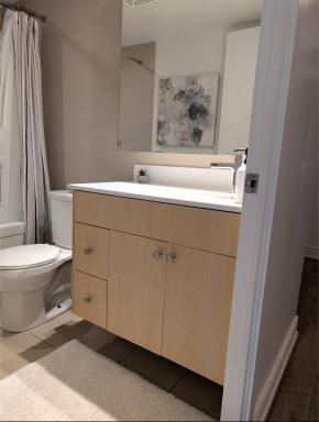 Lovely 2 Bed Condo in Downtown Toronto - Housity