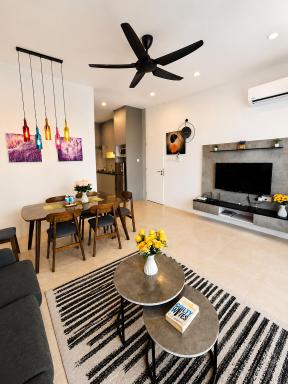 Cozzzy hut @ Riverine Diamond Kuching - Housity