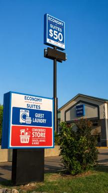 Motel 6 Tulsa, OK Airport - Housity