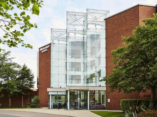 Mercure St Helens - Housity