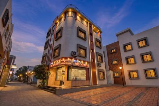 HOTEL SAI VISHVA KARMA - Housity
