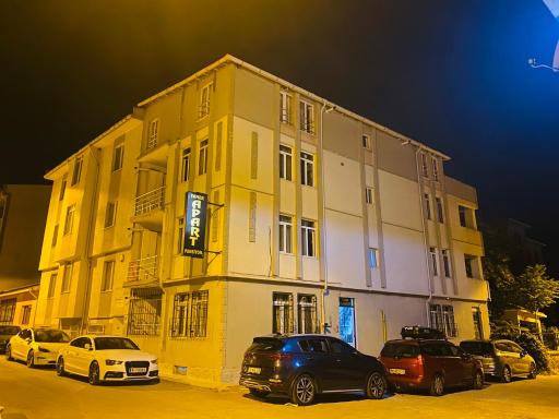 TANER PANSiYON - Housity