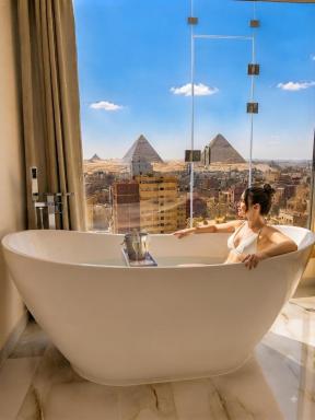 pyramids gardens guest house - Housity