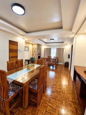 Elliannah Pines Hotel - Housity