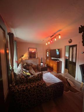 The Clacks Rustic Abode - Housity