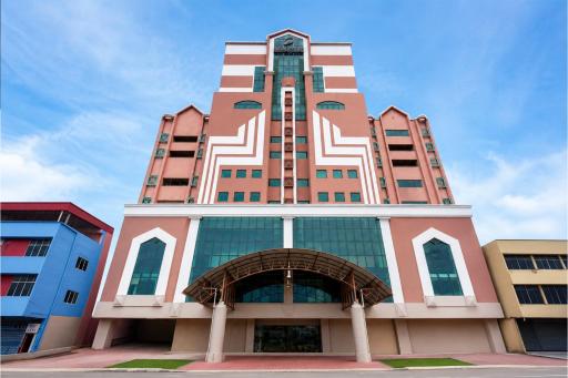 Palette - Kota Tinggi Mayres Hotel - Housity