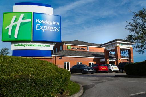 Holiday Inn Express Manchester East, an IHG Hotel - Housity