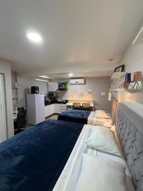 STUDIO 202 | WIFI 600MB | RESIDENCIAL JC, um lugar para ficar. - Housity