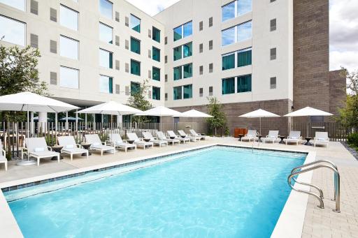 AC Hotel Phoenix Biltmore - Housity