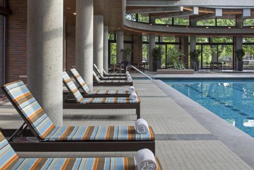 Hyatt Lodge Oak Brook Chicago - Housity