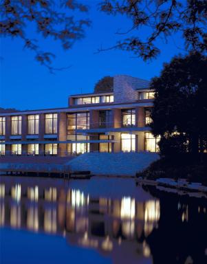 Hyatt Lodge Oak Brook Chicago - Housity