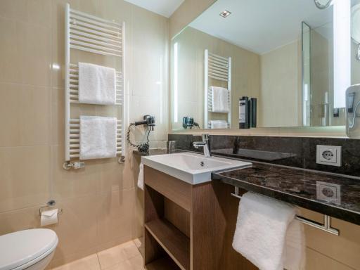IntercityHotel Berlin Hauptbahnhof - Housity