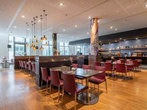 IntercityHotel Berlin Hauptbahnhof - Housity