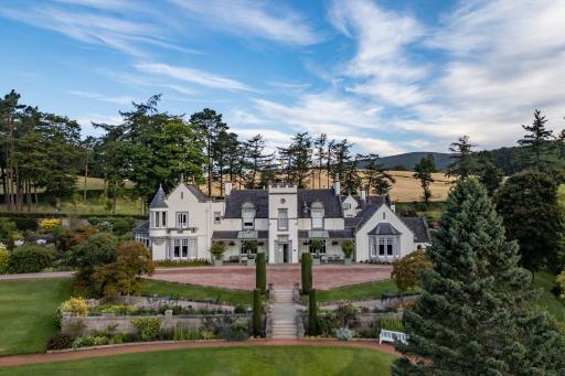 Douneside House - Housity
