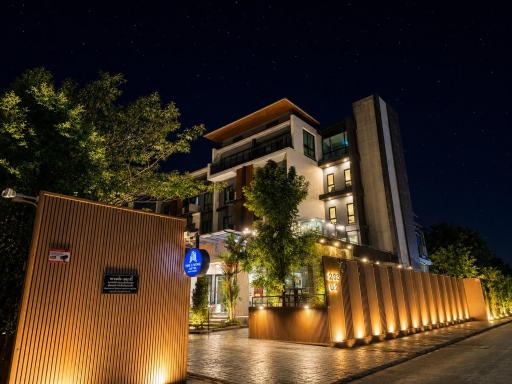 The Living Hotel SamutPrakan - Housity