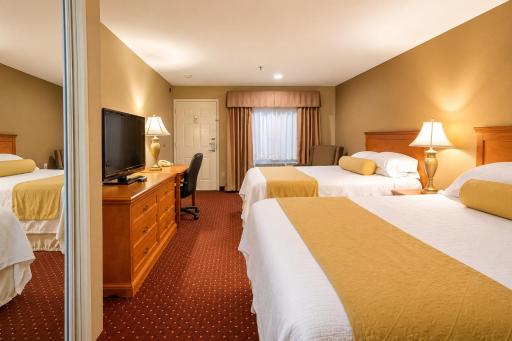 Burbank Inn and Suites - Housity