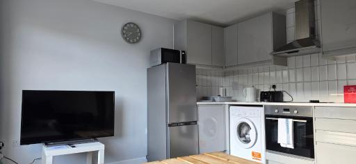 RentUnique Central Caledonian house cosy home - Housity