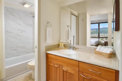 Aston Waikiki Sunset - Housity