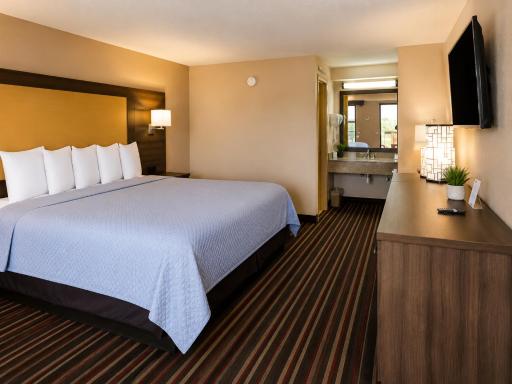 Legacy Inn - Gallatin - Housity