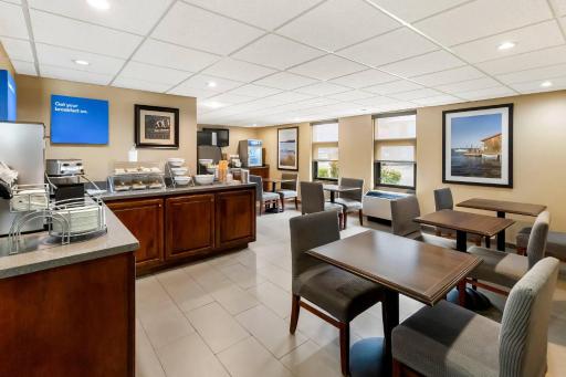 Comfort Inn Newport News-Williamsburg East - Housity