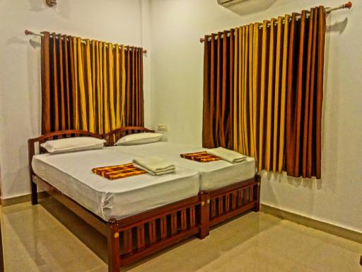 i - One's Home Stay - Housity