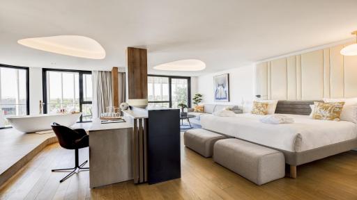GOLDEN TULIP LYON OUEST TECHLID Hotel & Spa - Housity