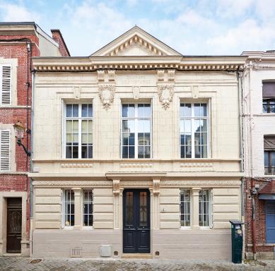Bubble 8 - Housity