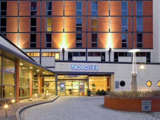 Novotel Leeds Centre - Housity