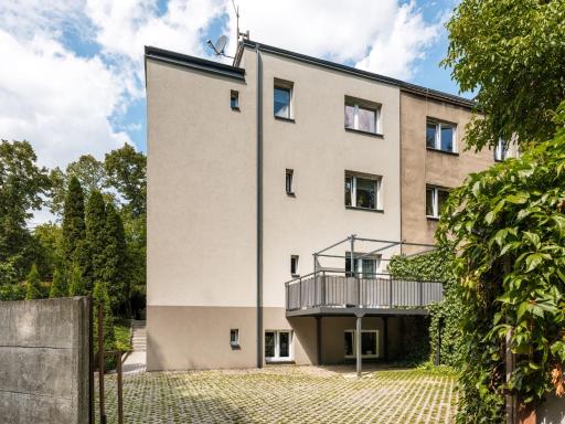 URABN APARTMENTS Studio with garden No 2A Chorzów Katowice FREE PRIVATE PARKING, Self CHECK-IN - Housity