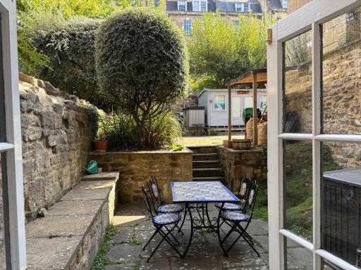 10 Grove St - Bath Holiday Suites - Housity