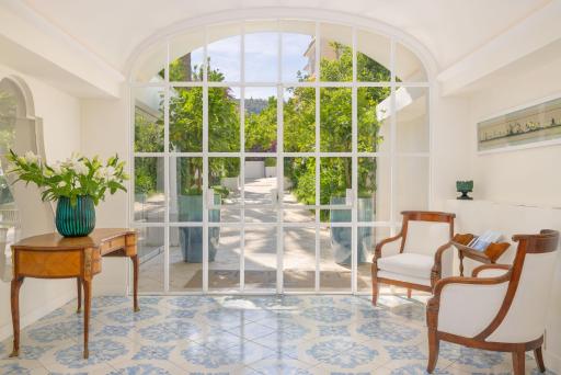 Pazziella Garden & Suites - Housity