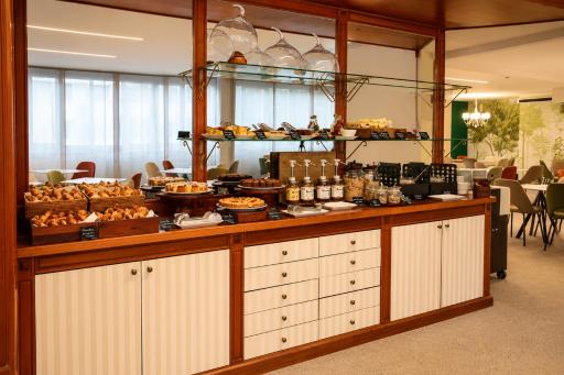 Hotel La Bussola - Housity