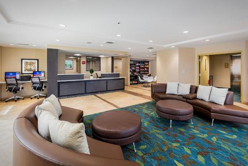 Candlewood Suites Anaheim - Resort Area, an IHG Hotel - Housity