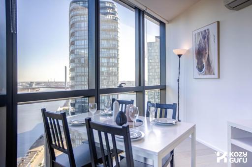 KOZYGURU DOCKLANDS HIGH LEVEL WATERVIEW 1BED POOL VDO883-2009 - Housity