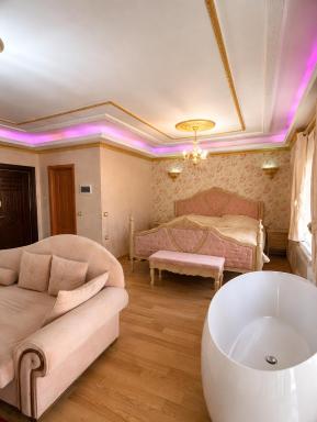 Luxurious Apartment Lake View Pogradec - Housity