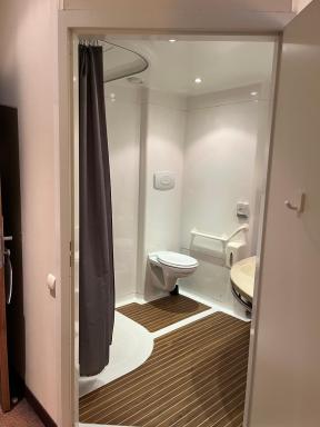 Mercure Angers Centre Gare - Housity