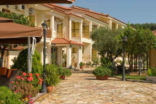 Zorbas Hotel - Housity