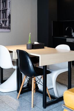 Amosa Liège City Centre Apart Regence 17 - Housity