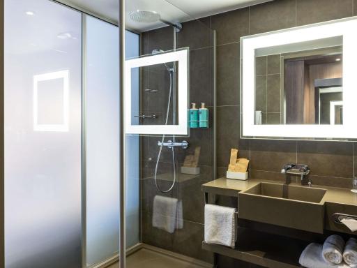 Novotel Leeds Centre - Housity