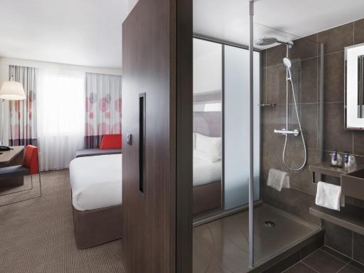 Novotel London Excel - Housity