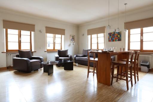 Capital  - Old Town - Housity