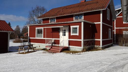 Vintergatans Bakficka Homestay - Housity