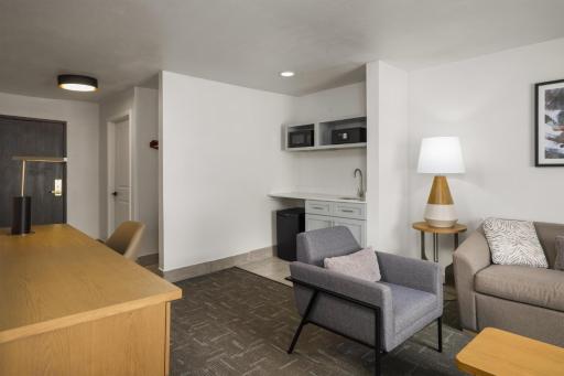 Holiday Inn Express Hotel & Suites Houston-Downtown Convention Center, an IHG Hotel - Housity