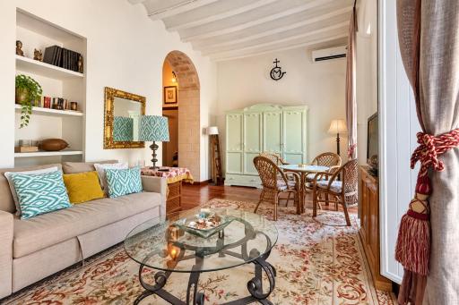 Eva Recommends Porvenir Apartment - Housity