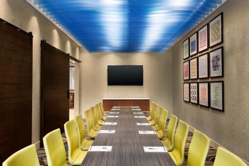 Holiday Inn Express - NYC Brooklyn - Sunset Park, an IHG Hotel - Housity